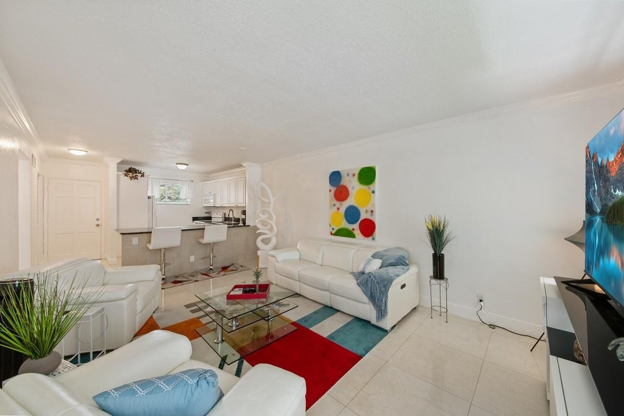 2581 Garden Dr N #206 - Photo 5 of 42