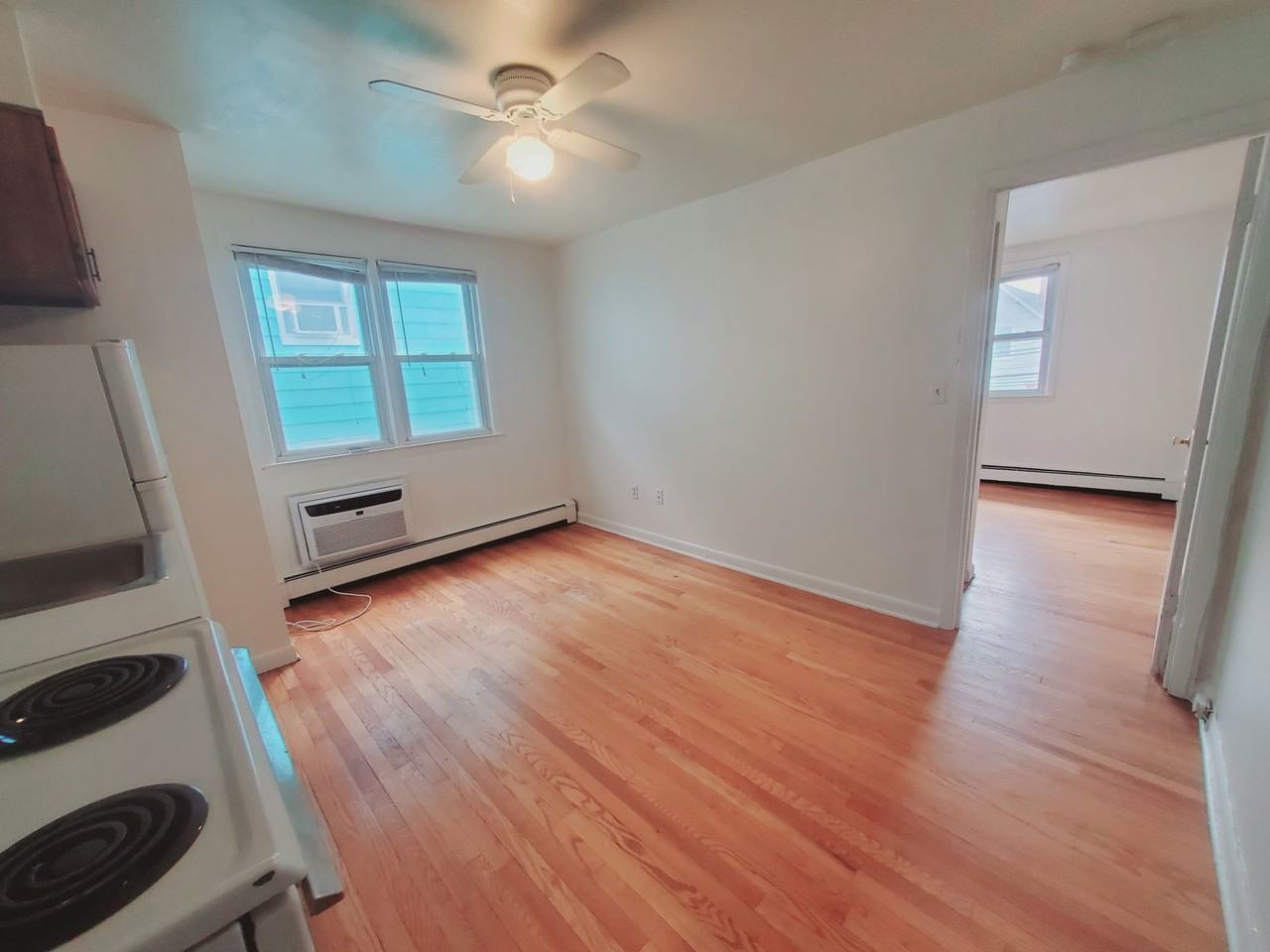 108 Cove Rd #3 - Photo 2 of 4