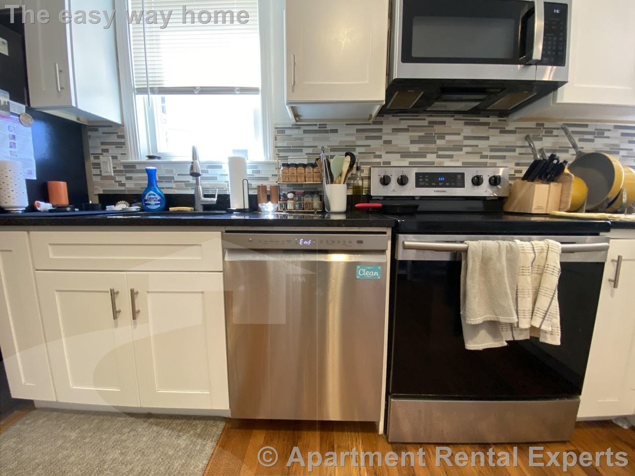 22 Rice St #1 - Photo 4 of 28