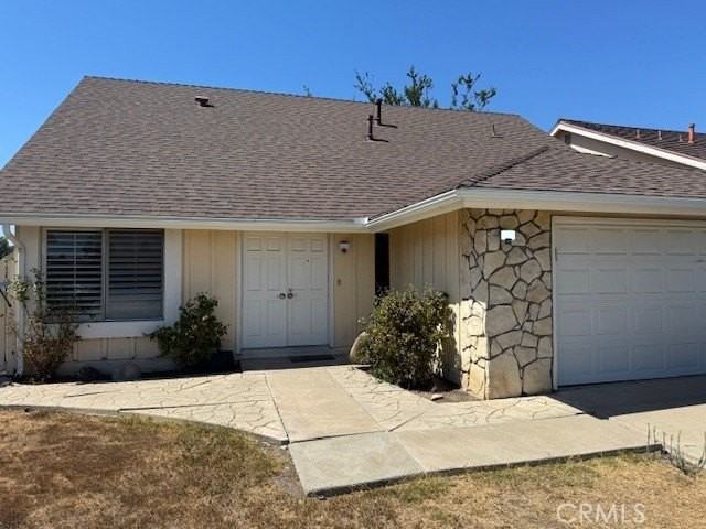 14961 Dusk St - Photo 2 of 17