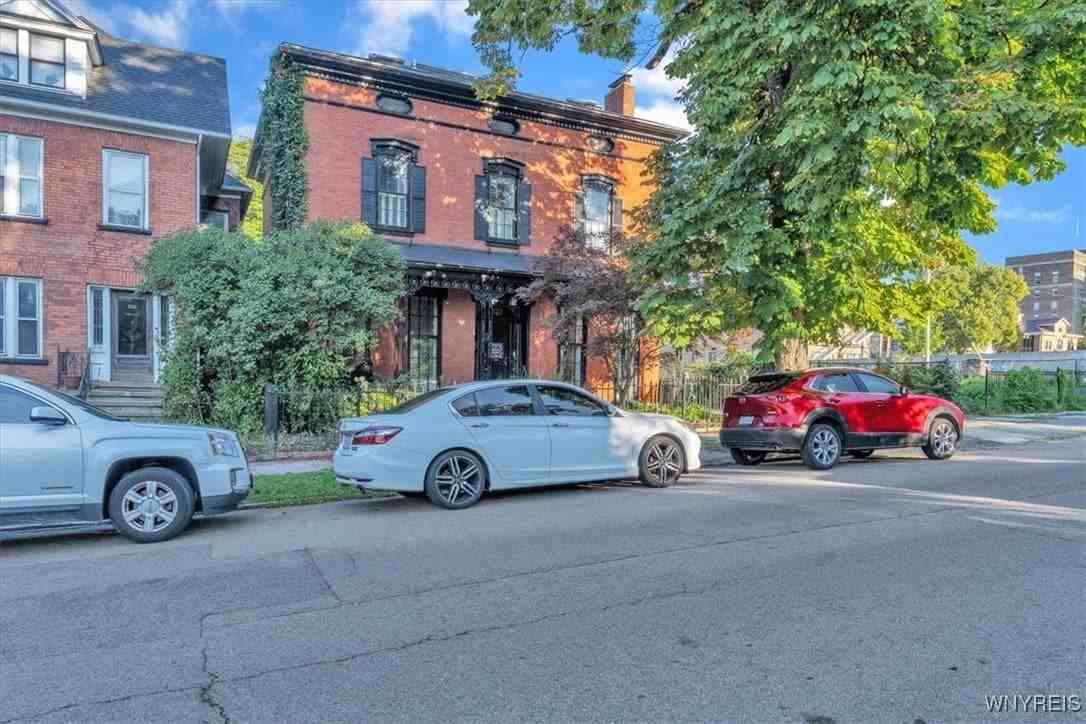 522 Franklin St - Photo 6 of 30