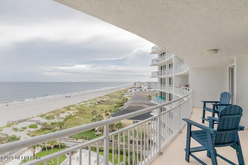 1601 Ocean Dr S - Photo 6 of 12