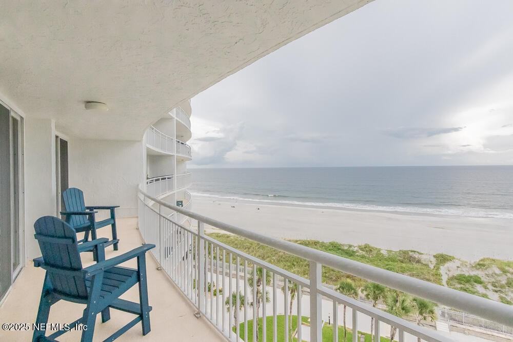 1601 Ocean Dr S - Photo 7 of 12