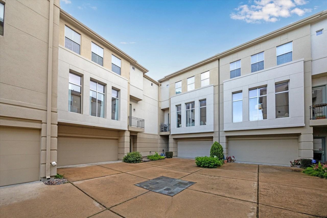 4333 Oreilly St - Photo 6 of 28