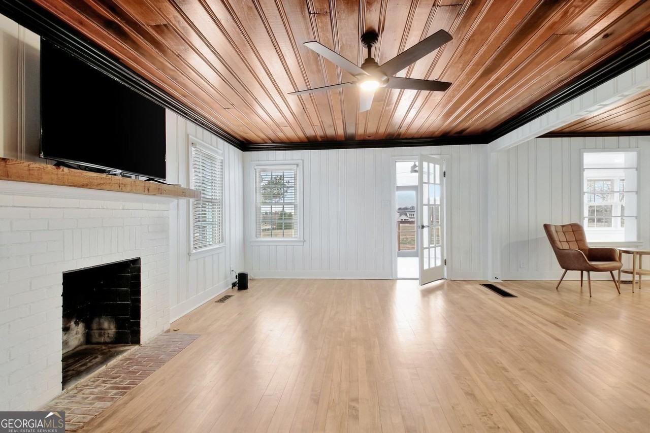 1227 Highway 85 Connector - Photo 7 of 50