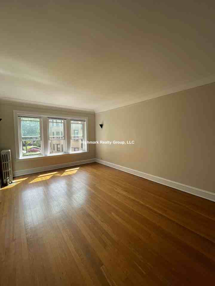 1918 W Morse Ave #2N