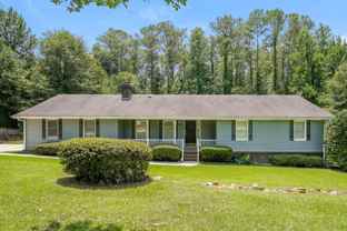 700 Stacia Dr - Photo 1 of 1