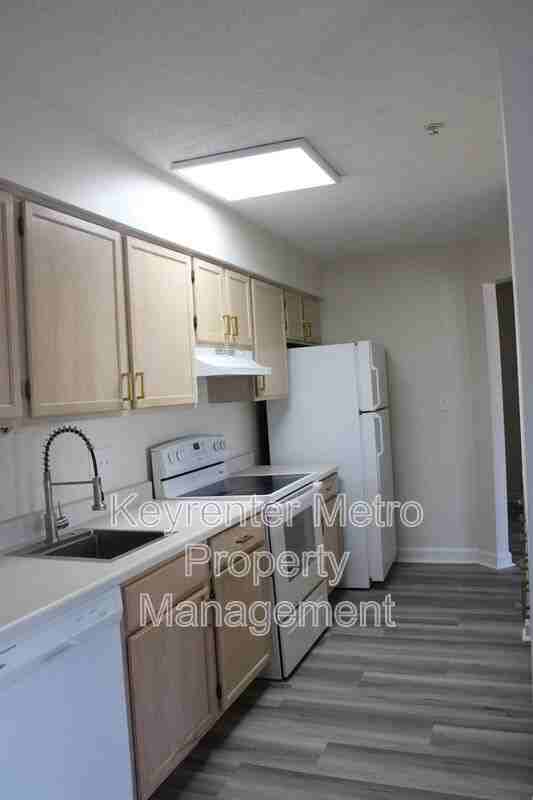 6900 Saint Ignatius Dr #301 - Photo 3 of 25