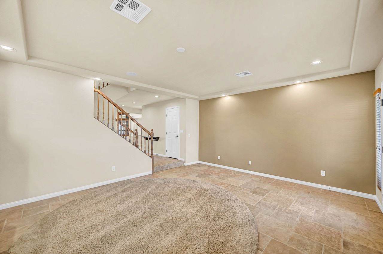 4985 Adrian Fog Avenue - Photo 6 of 50