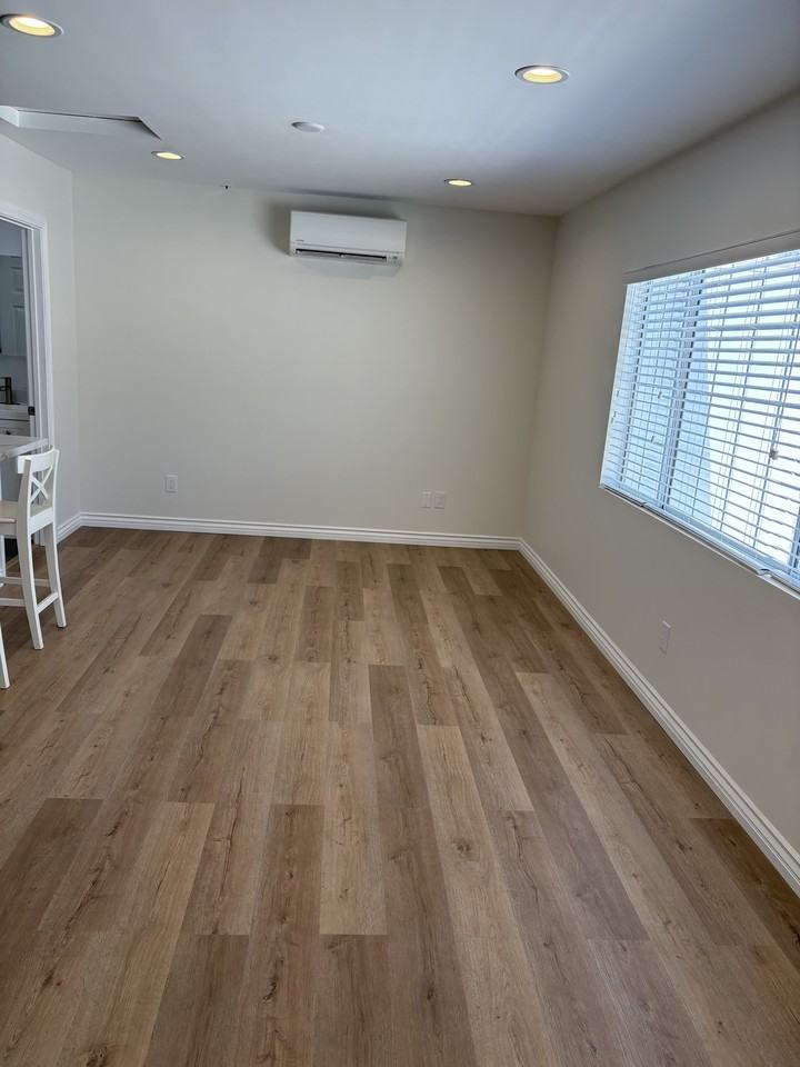 1115 Idlewood Rd #A - Photo 2 of 7