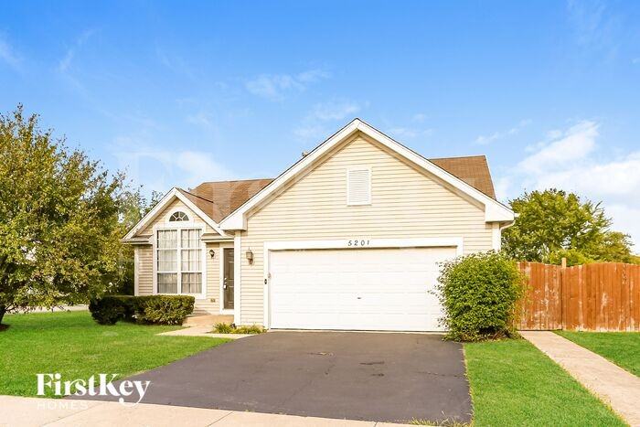 5201 W Orchard Trl - Photo 2 of 16