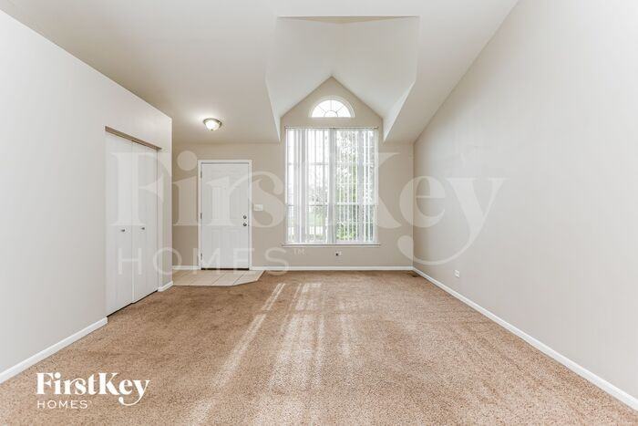 5201 W Orchard Trl - Photo 3 of 16