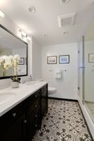 featured image of 47 Harvard Pl