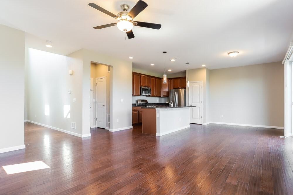 3305 Riverwood Way - Photo 5 of 18