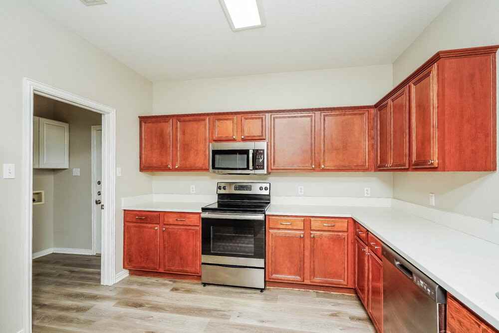 10345 Nantucket Dr - Photo 7 of 17