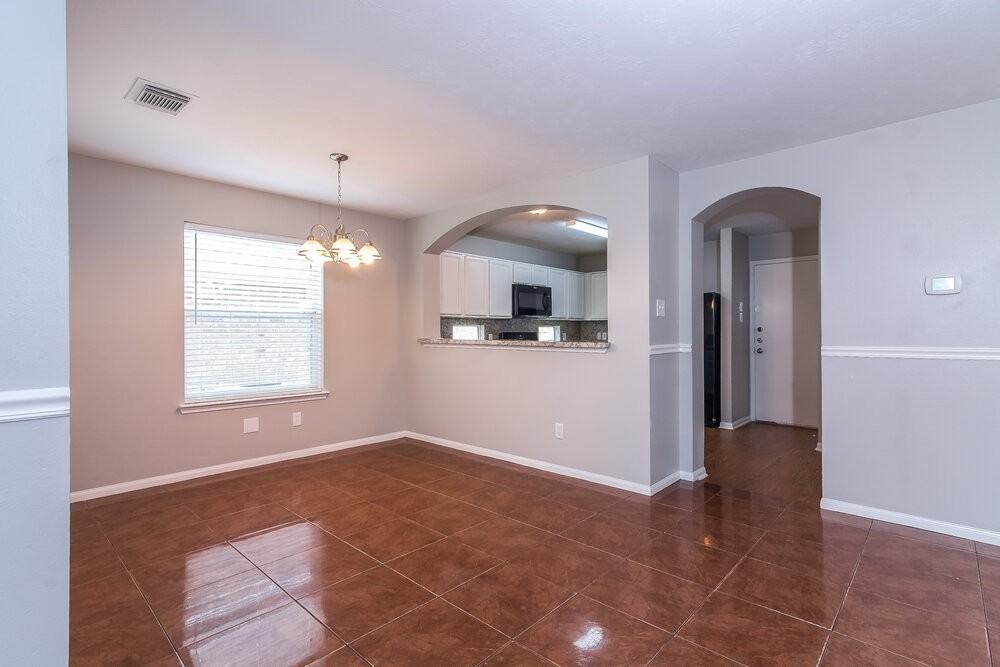 16110 Marcelia Dr - Photo 3 of 14