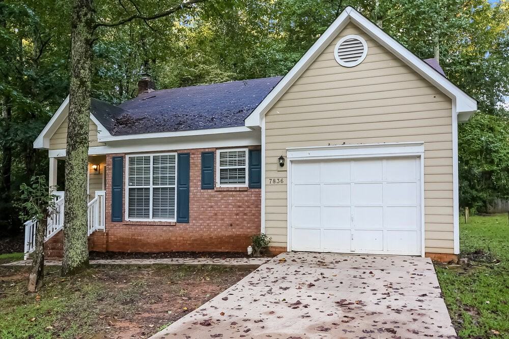 7836 Pelican Ct - Photo 3 of 16