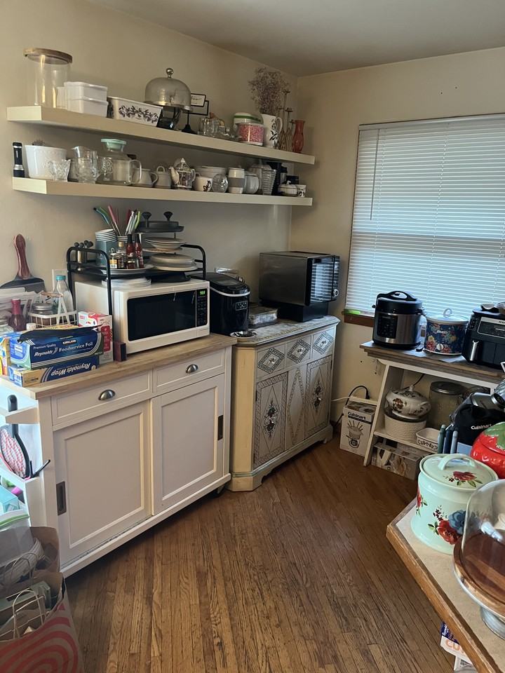 550 18th Avenue North - Photo 3 of 8