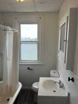 136 S Spring Ave - Photo 1 of 1