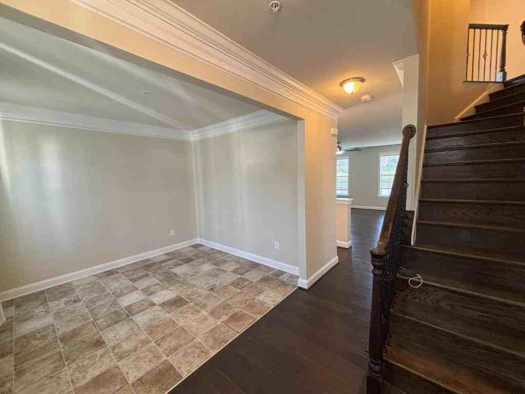 6778 Mccormick Dr - Photo 4 of 20