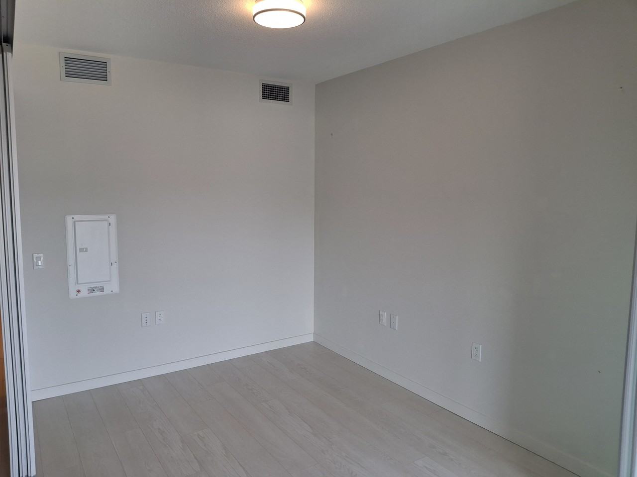 180 East 2nd Avenue #710 - Photo 4 of 10