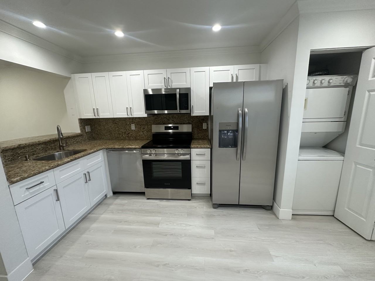 7175 Nw 173rd Dr #510 - Photo 5 of 13