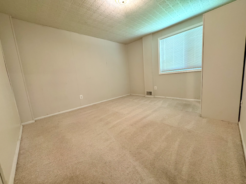 5530 Annandale Court - Photo 2 of 3