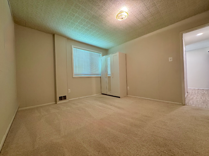 5530 Annandale Court - Photo 3 of 3