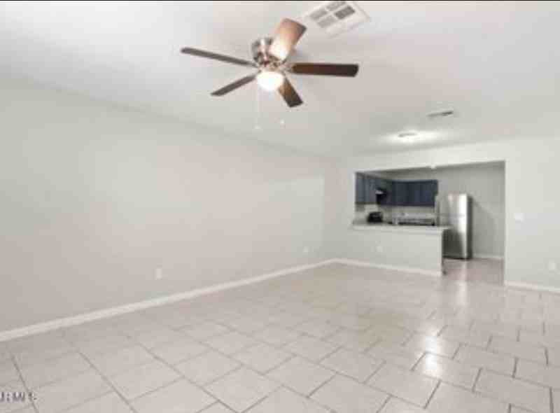 3724 Keltner Ave #F - Photo 2 of 10