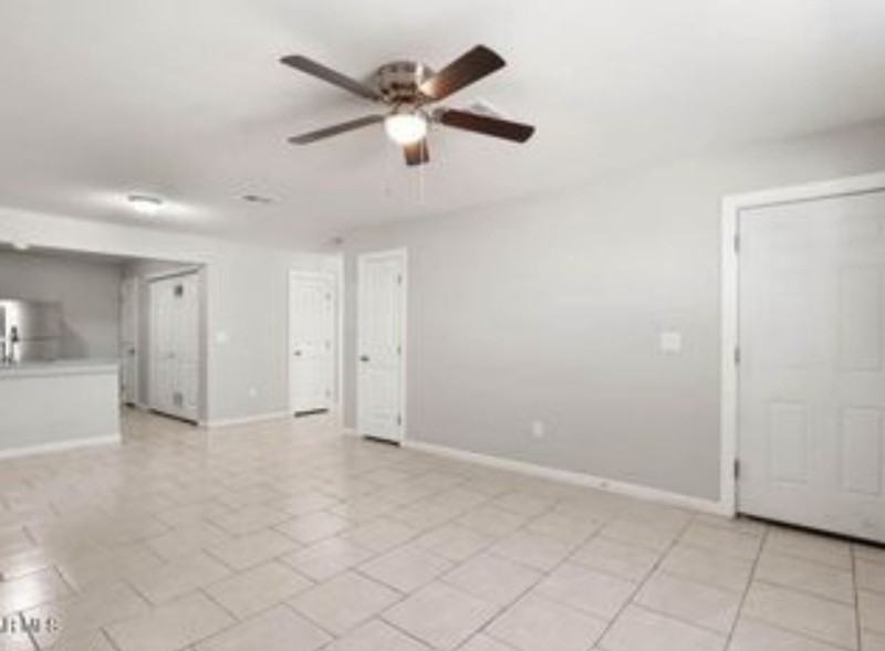 3724 Keltner Ave #F - Photo 3 of 10