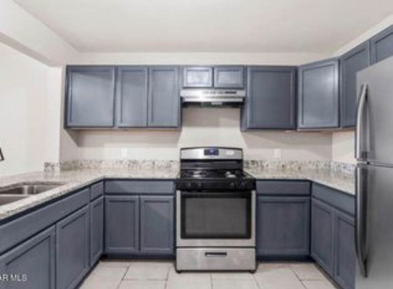 3724 Keltner Ave #F - Photo 7 of 10