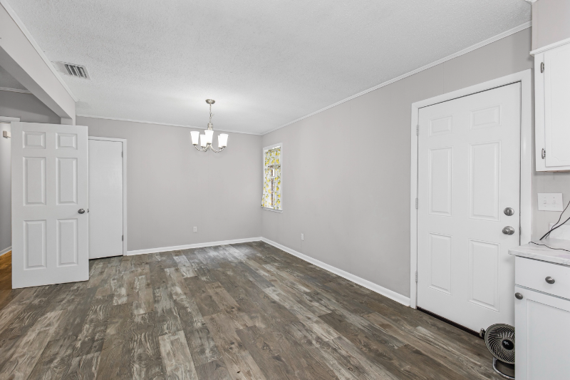 3523 York Rd - Photo 3 of 21