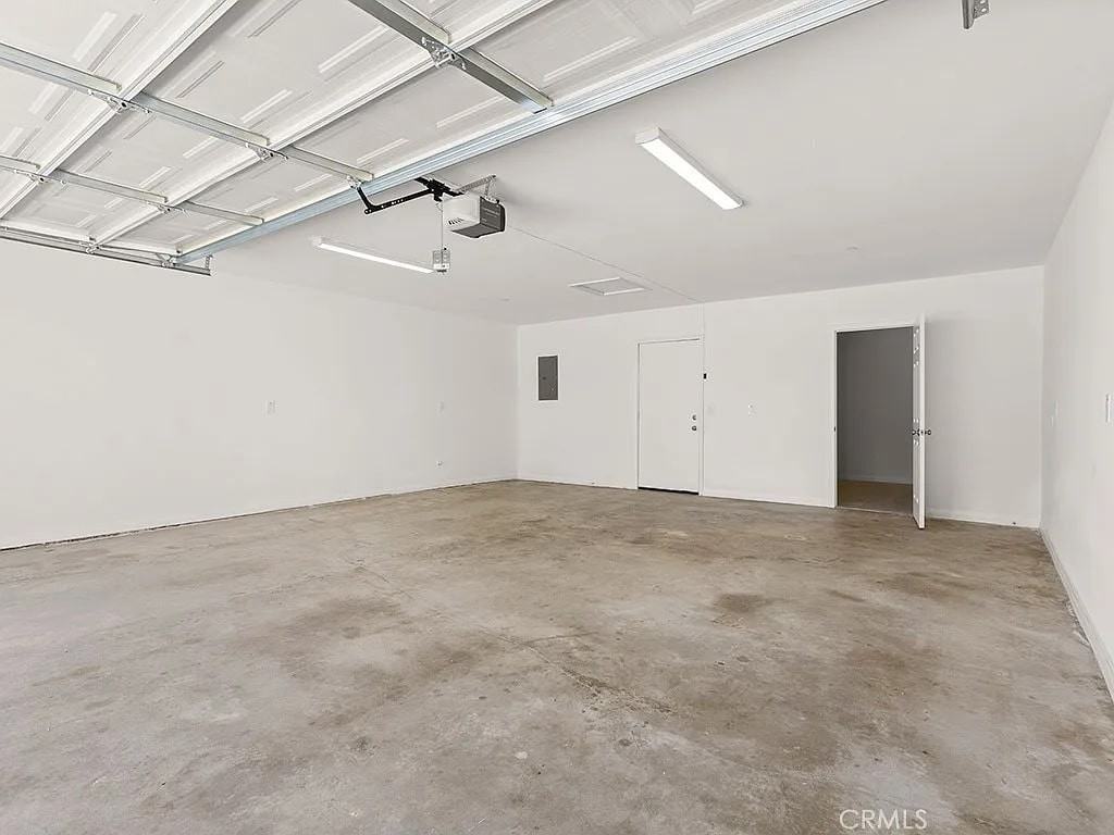 11821 Wutzke St #NA - Photo 3 of 28
