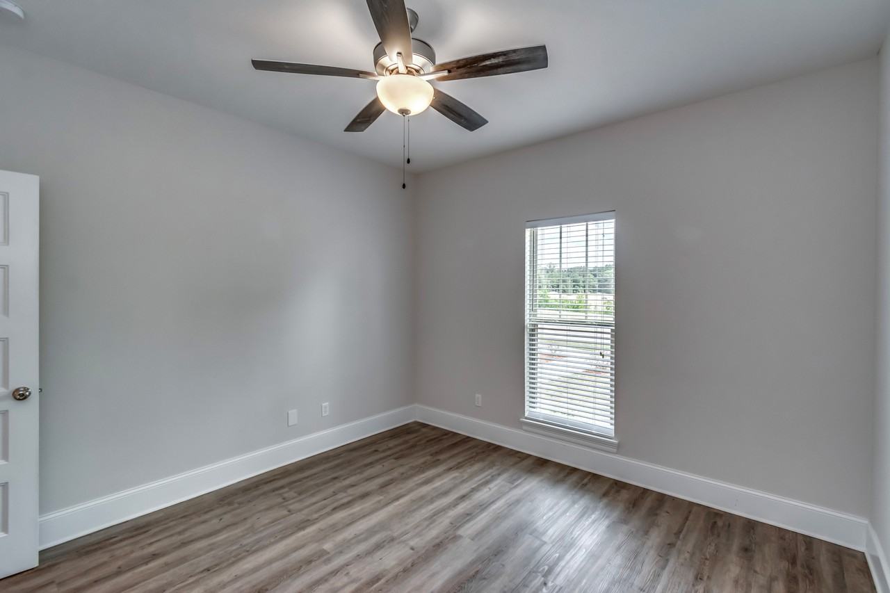 867 Long Leaf Cir #NA - Photo 6 of 19