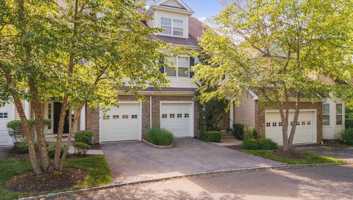 featured image of 2 Dogwood Ct #2