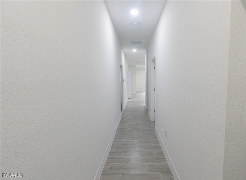 873 Duplex St E - Photo 4 of 20