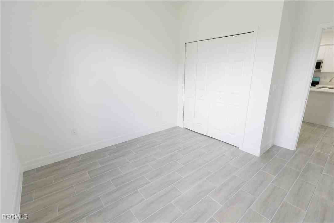 873 Duplex St E - Photo 7 of 20