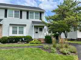 featured image of 1506 William And Mary Cmn