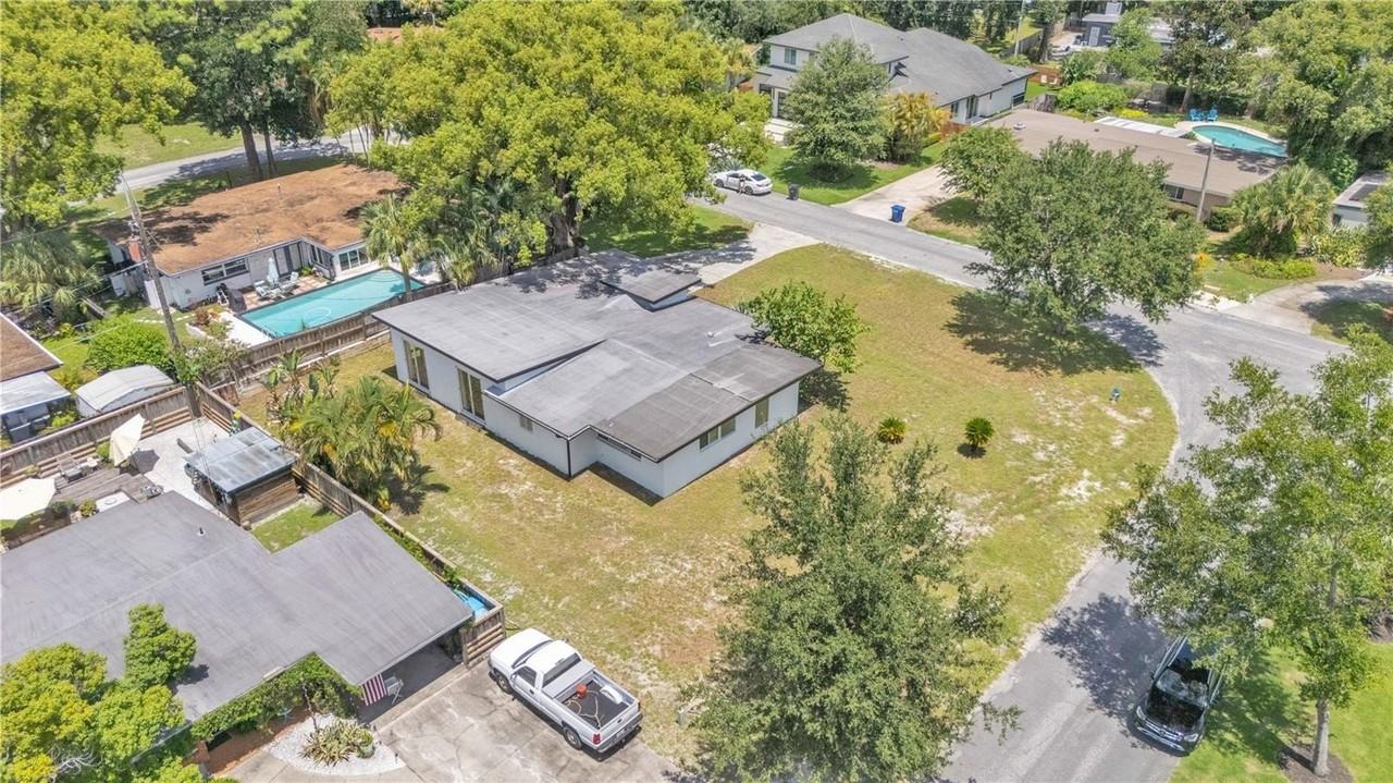 2128 Sycamore Dr - Photo 6 of 50