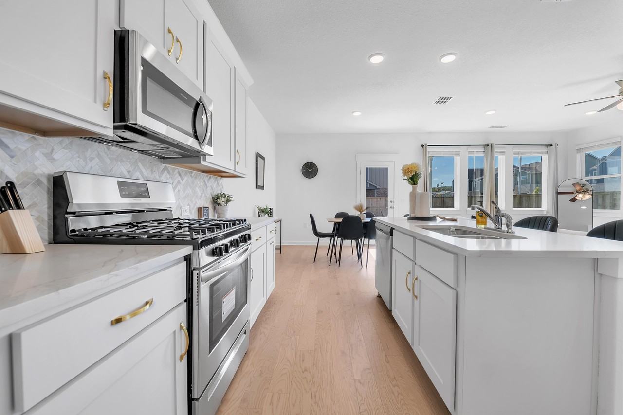 Grenadine Bloom Bend - Photo 3 of 8