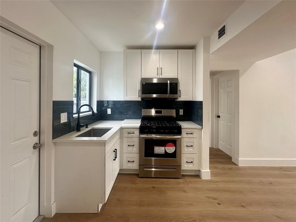 1230 S Federal Hwy #1 - Photo 4 of 16