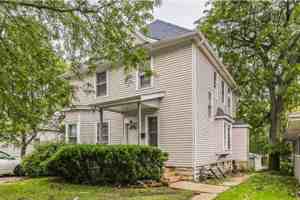 featured image of 209 N Hickory St ##1