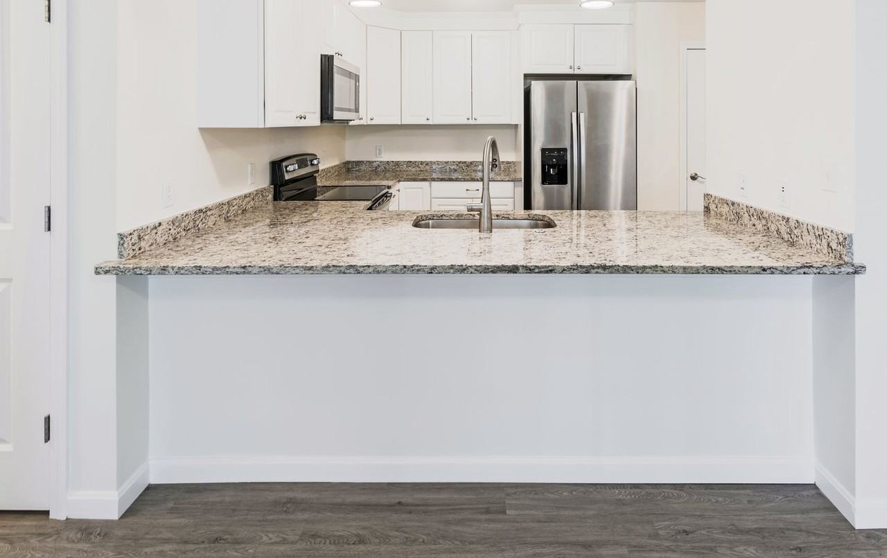 The Woodlands - Photo 5 of 30