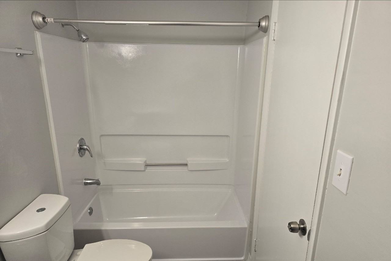 Centra Villa Apartments - Photo 6 of 13