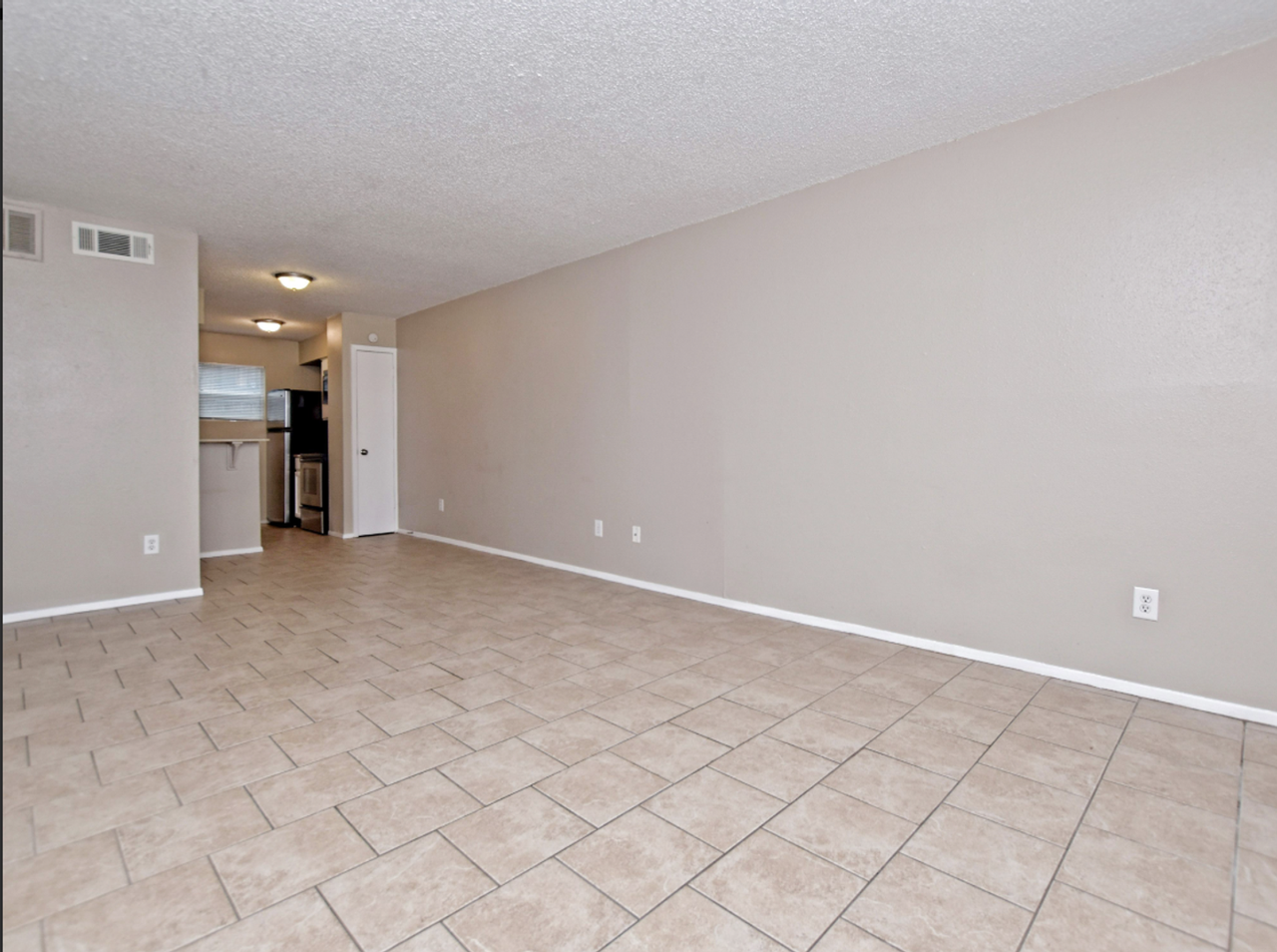 Peppertree Apartments - Photo 4 of 36