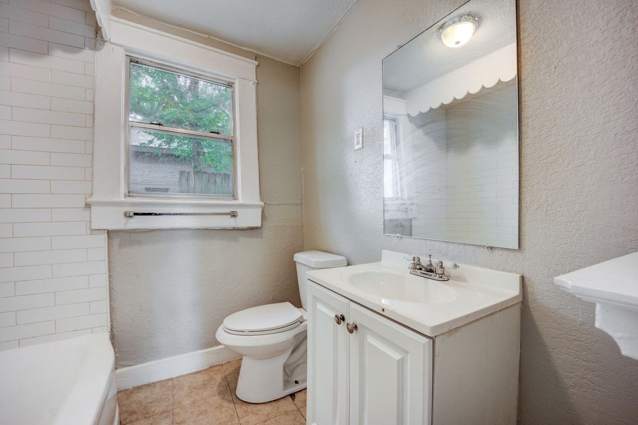 1900 S T St - Photo 3 of 18