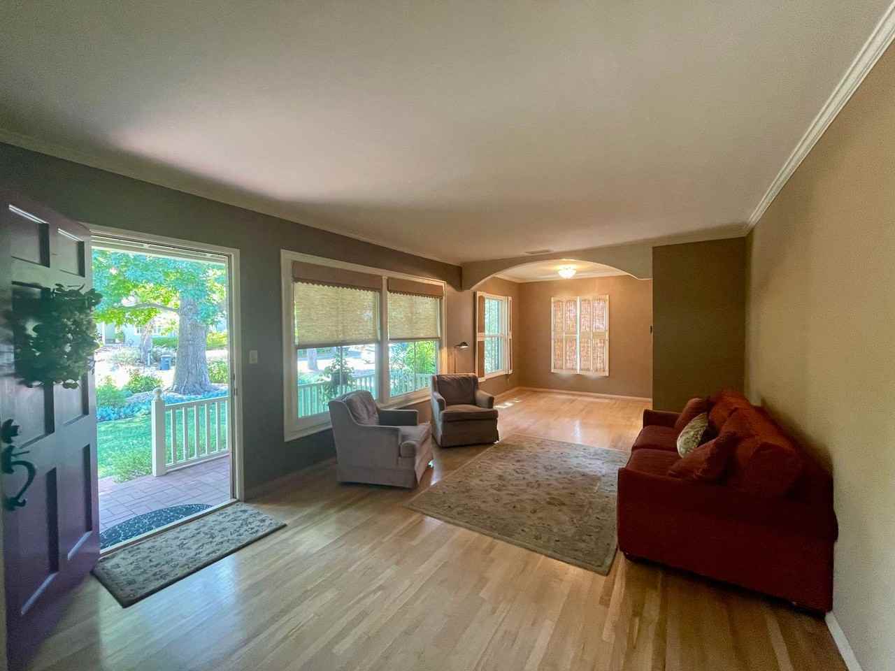 3526 Santa Maria Ln - Photo 3 of 17