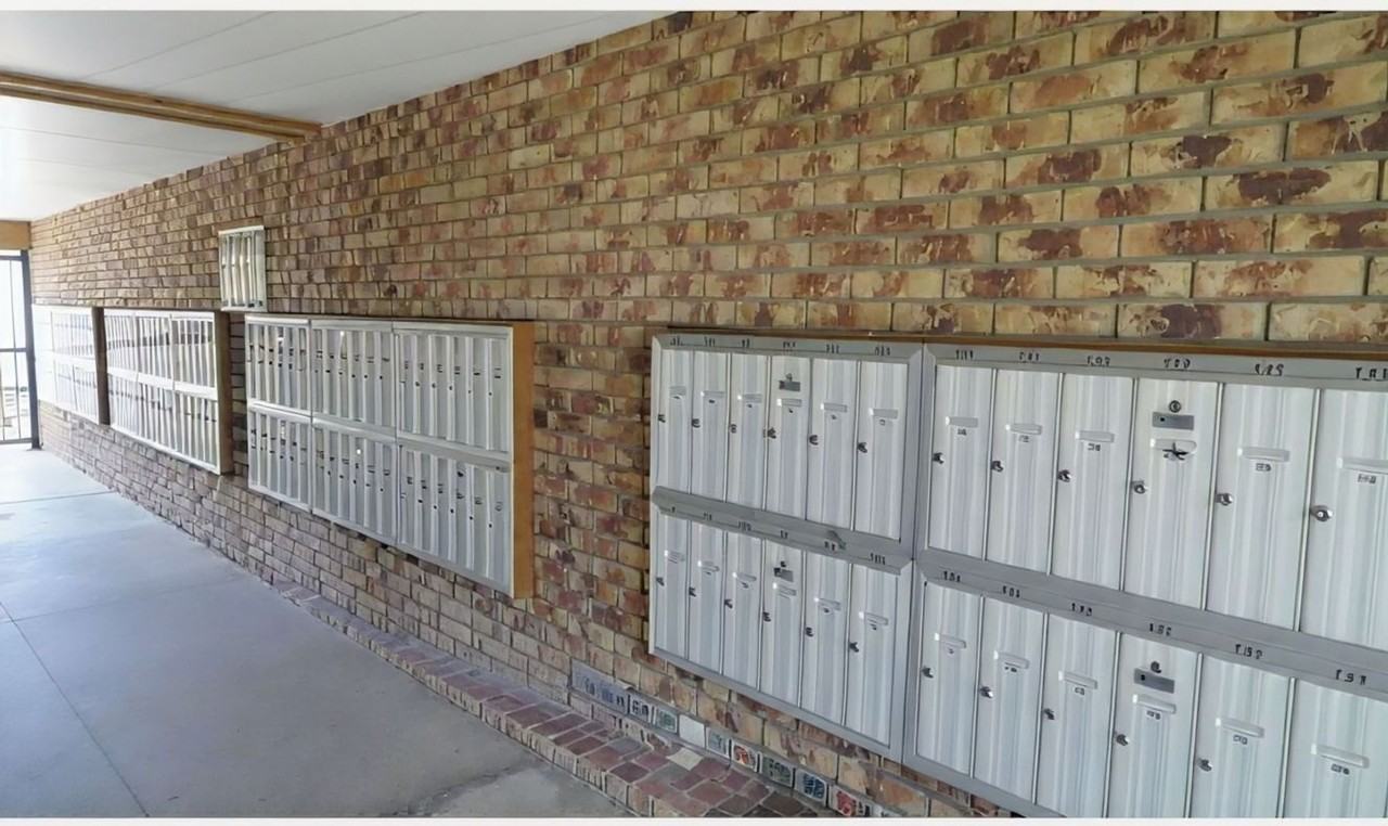 FREE UTILITIES!!   GREAT VIBES!! - Photo 7 of 8