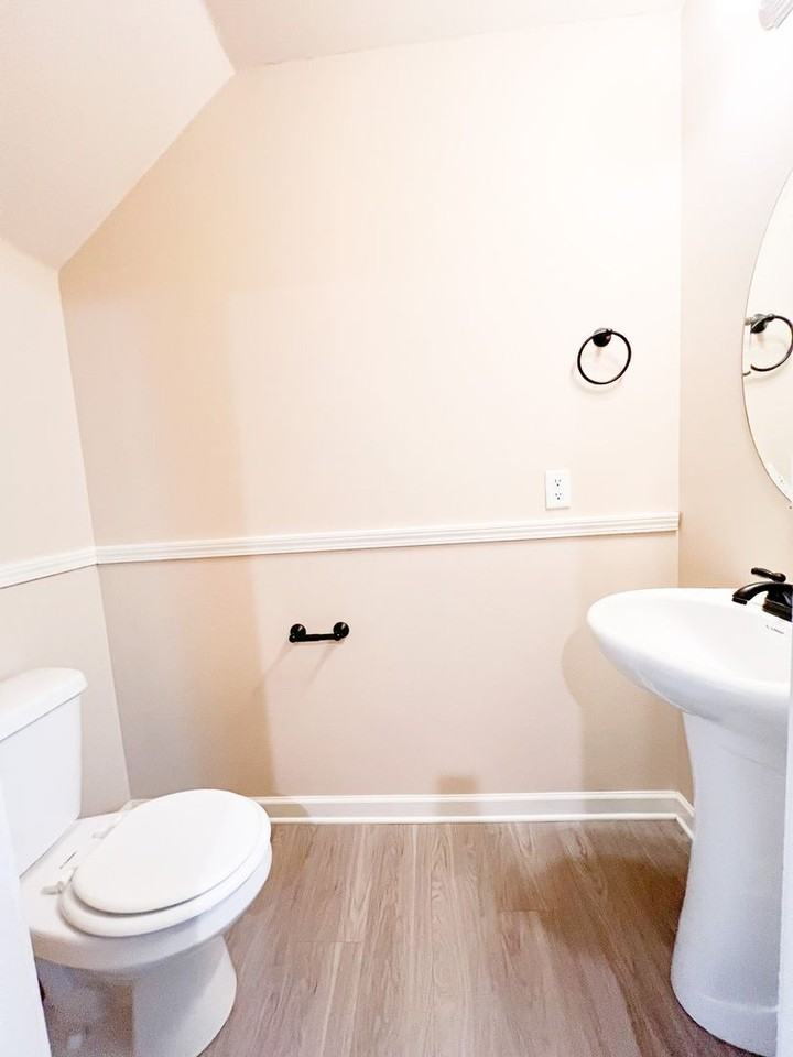 2267 Mccormick Ln - Photo 7 of 12