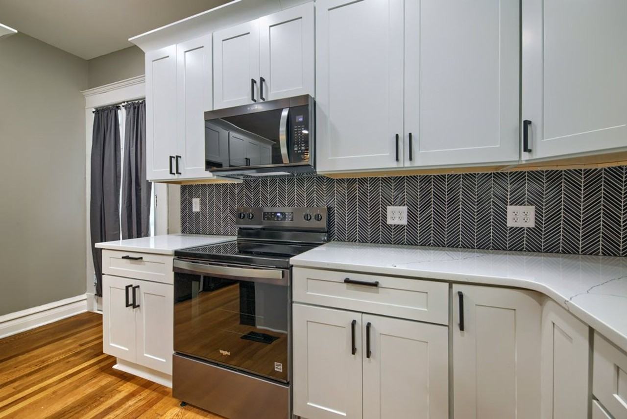 1954 Indianola Ave - Photo 6 of 50